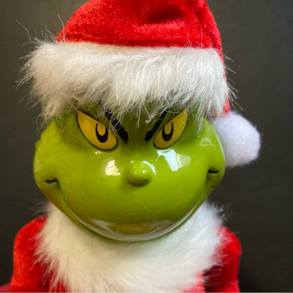THE GRINCH  Dr Seuss w/ Turkey Wood Nutcracker Santa 11” New Grinchmas - Picture 7 of 11
